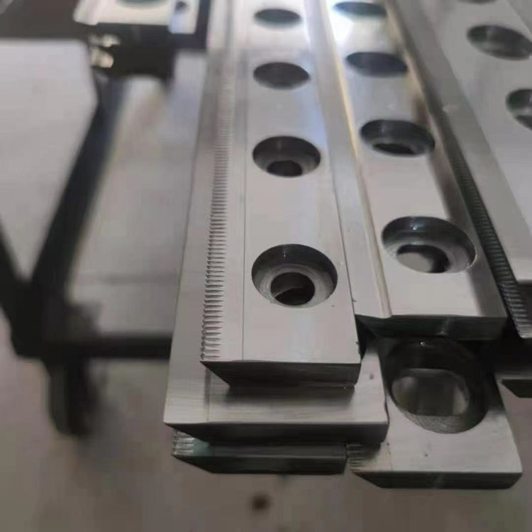 分(fèn)切機刀片