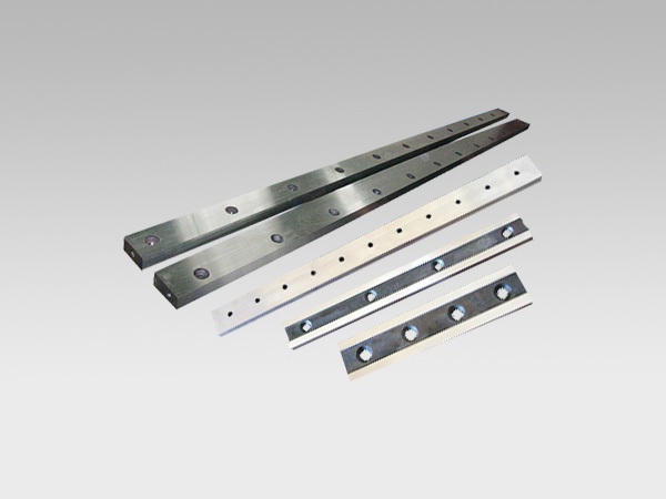 剪(jian)闆機刀片