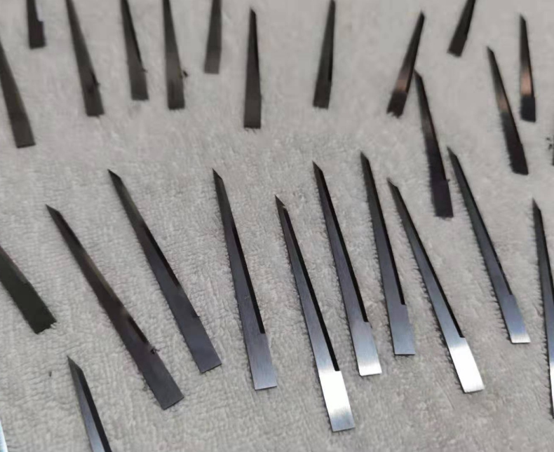 異型刀(dao)片